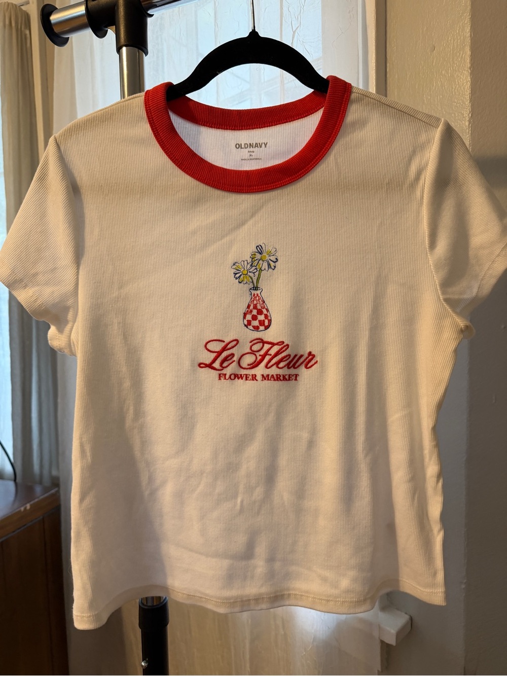 Old Navy White Crop Tee with Red Ringer and Embroidered Floral Vase